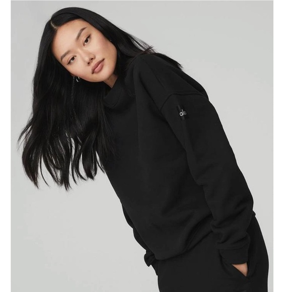 ALO Yoga renown heavy weight crew neck pullover - Picture 3 of 8